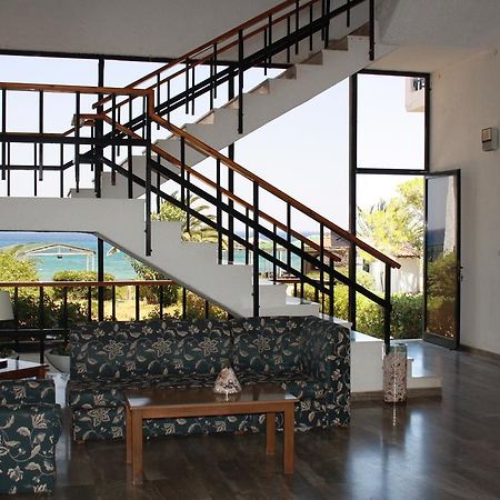 Lymiatis Beach Hotel Karpathos Exterior photo