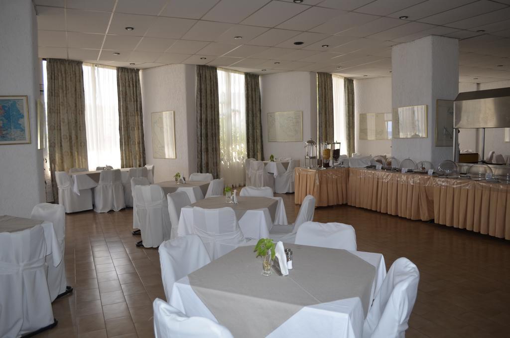 Lymiatis Beach Hotel Karpathos Exterior photo
