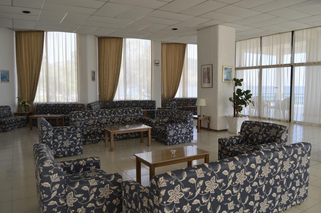 Lymiatis Beach Hotel Karpathos Exterior photo