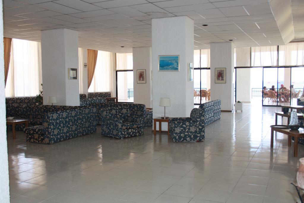 Lymiatis Beach Hotel Karpathos Exterior photo
