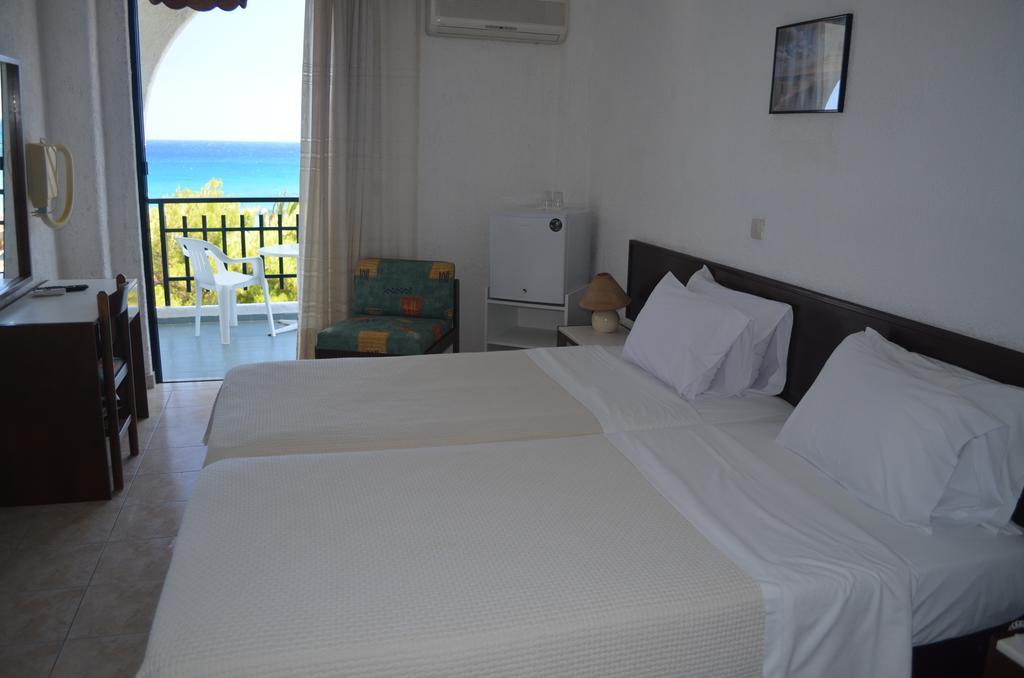 Lymiatis Beach Hotel Karpathos Exterior photo